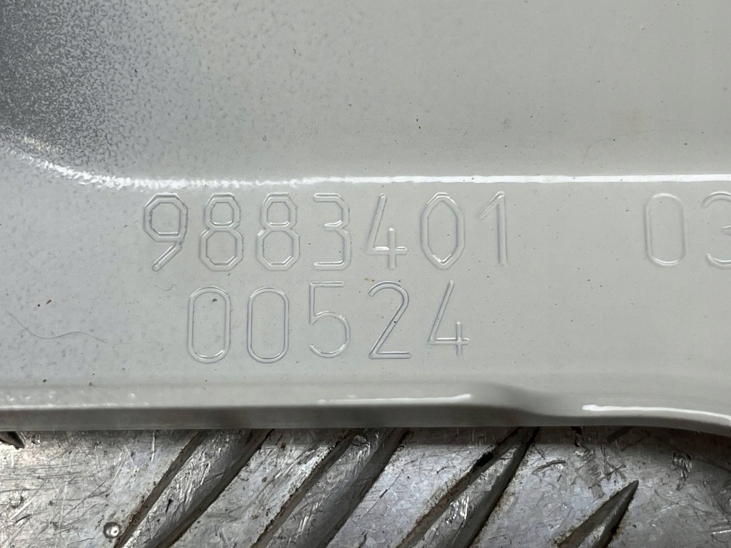 фото №6, Bmw x1 u11 кронштейн кронштейн крыла левый перед 9883401