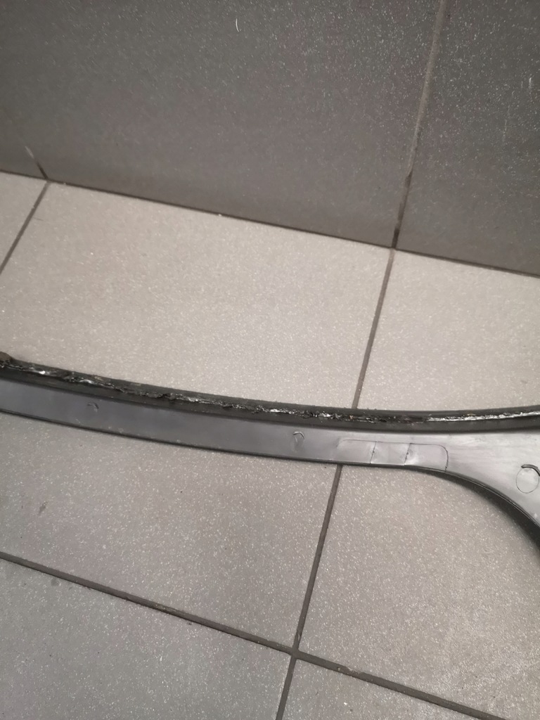 фото №10, Жёлоб крышки багажника левая audi a8 d3 4e0853293e