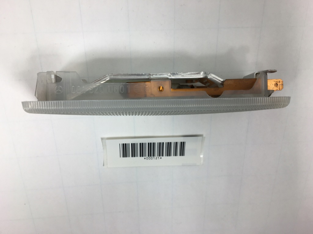 фото №7, Задняя лампа освещение кабины mercedes w124 0018200601 sedan coupe kombi