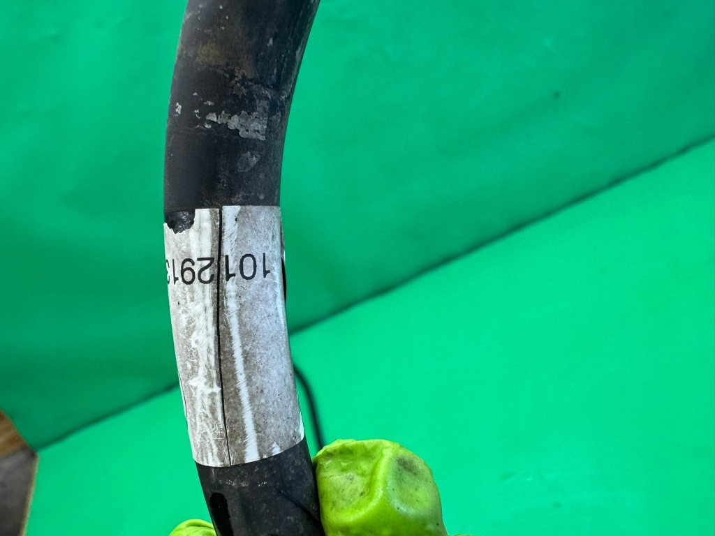 Патрубок шланг омивача ксенон 1012913 bmw 3 e91 e90 04- Ціна