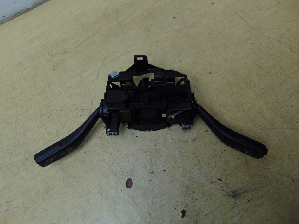 фото №13, Переключатель комбинированный vw golf vi 1k0953503gp