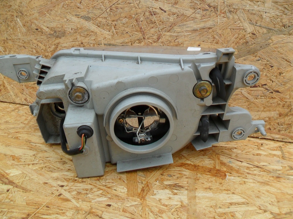 фото №10, Mazda premacy cp 2003- фара правый