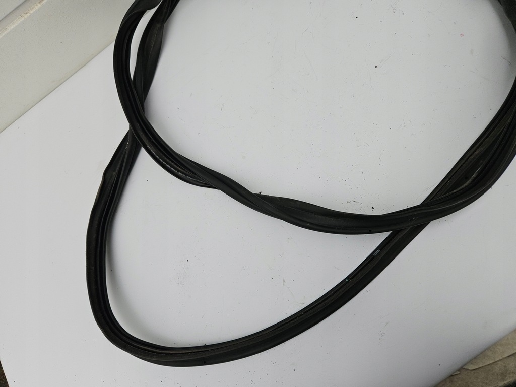 фото №5, Прокладка крышки багажника audi a7 c7 4g