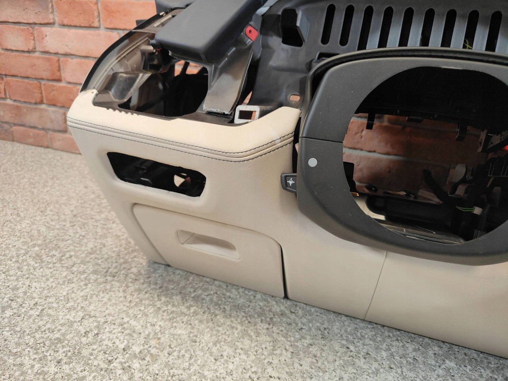 фото №14, Bmw x5 g05 x7 g07 приборная панель приборная панель  кожа elfenbein weiss dark blue