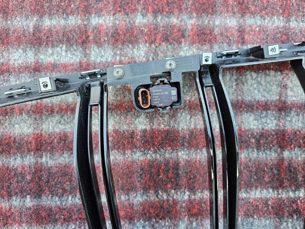 фото №6, Maserati granturismo m 189 решётка радиатора решётка радиатора idealny 670199806