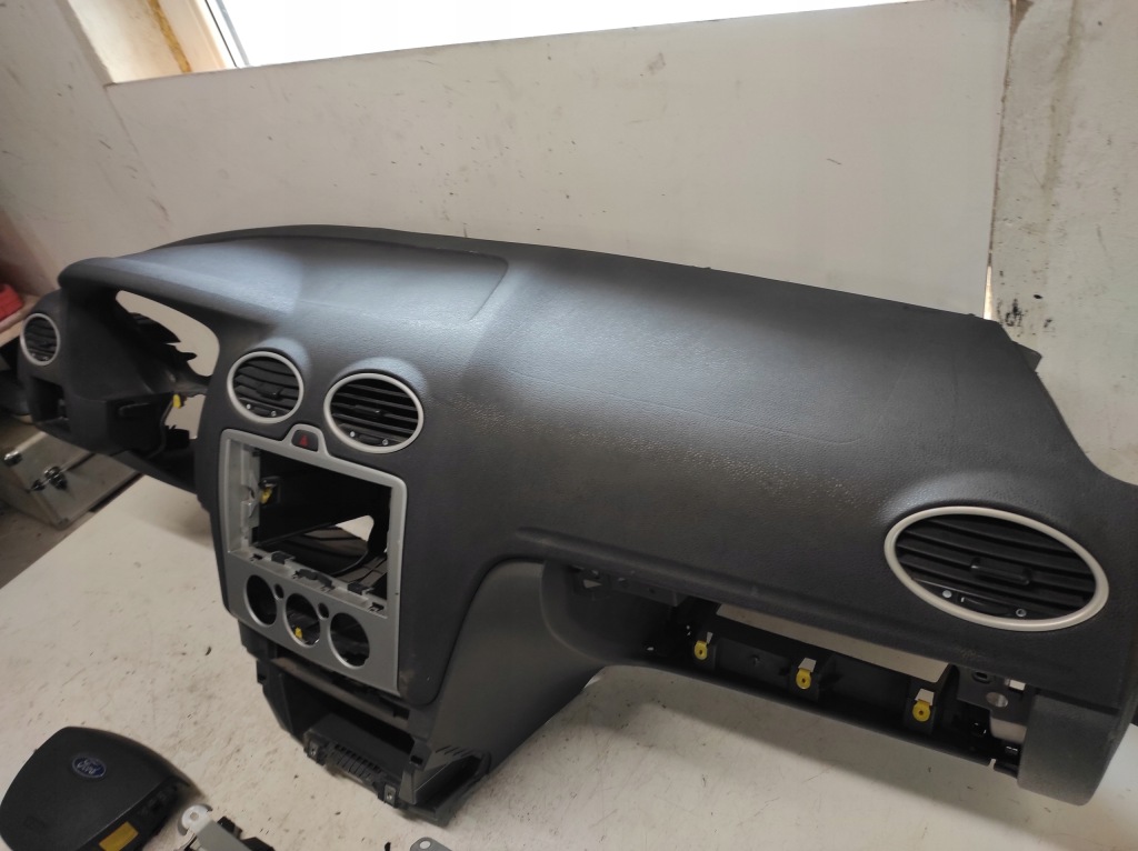 фото №6, Ford focus mk2 04- приборная панель консоль подушки безопасности