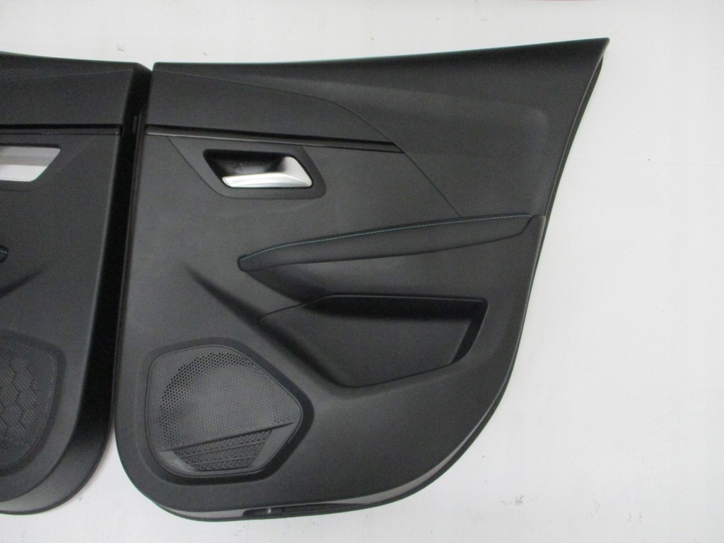 фото №5, Обивка дверь peugeot 208 ii 20r