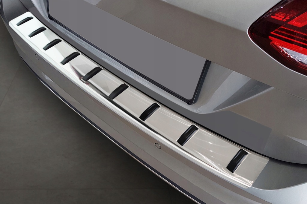 фото №4, Vw golf vii kombi / r-line накладка na бампер