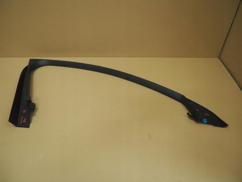 фото №2, Рамка пластик двері правих передніх volvo s90