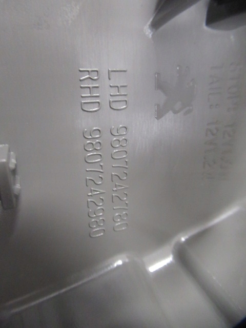 фото №12, Peugeot 508 lift sedan лампа задняя левая nowa