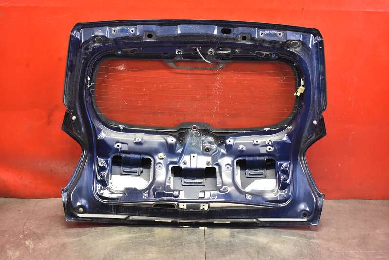 Кришка багажника задній задня ssangyong tivoli 16r Доставка