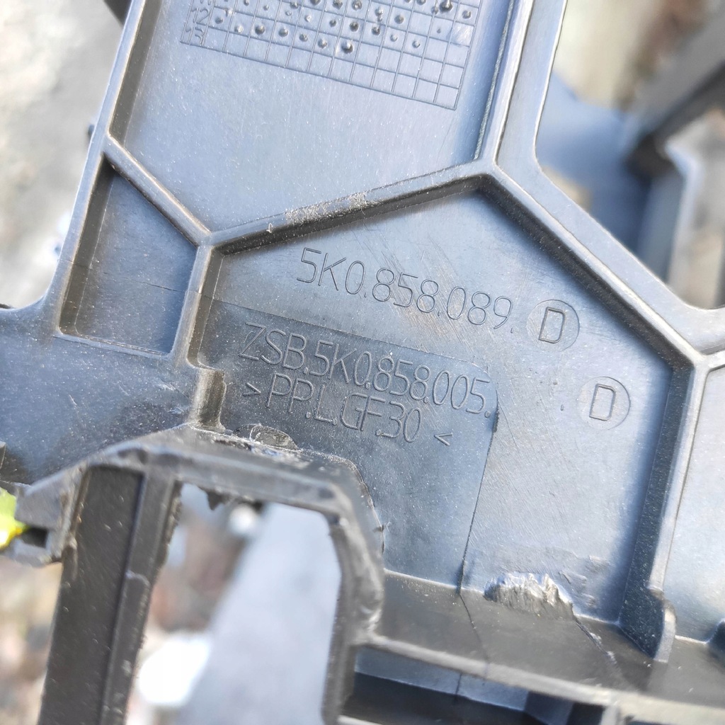 фото №4, Рамка туннель карман na радио vw golf 6 vi 5k0858089d