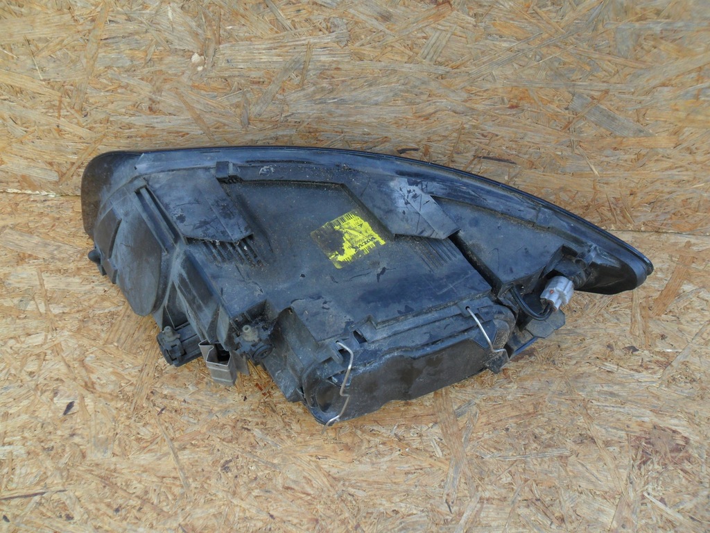 фото №9, Volvo v50 s40 ii лампа левая 30698885