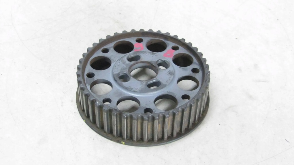 фото №5, Volvo v40 ii 2.0 колесо распределительного вала 31375948 12-