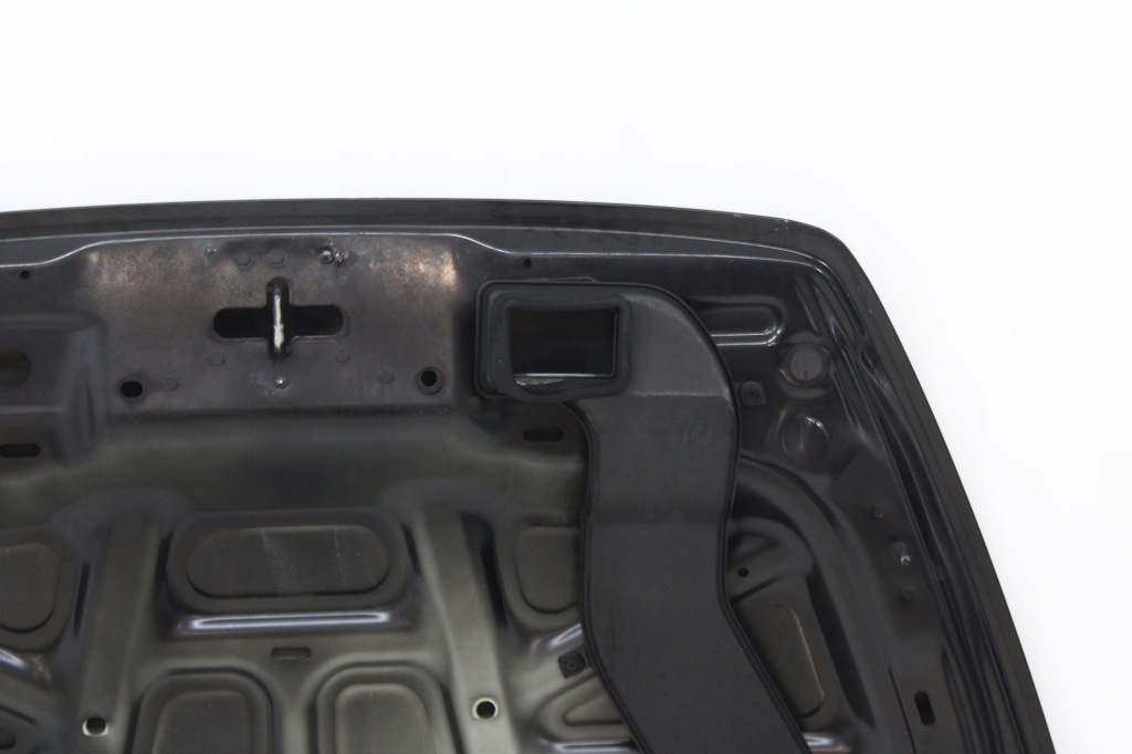 Volvo c70 2 06r- капот крышка двигателя 452 Оригинал