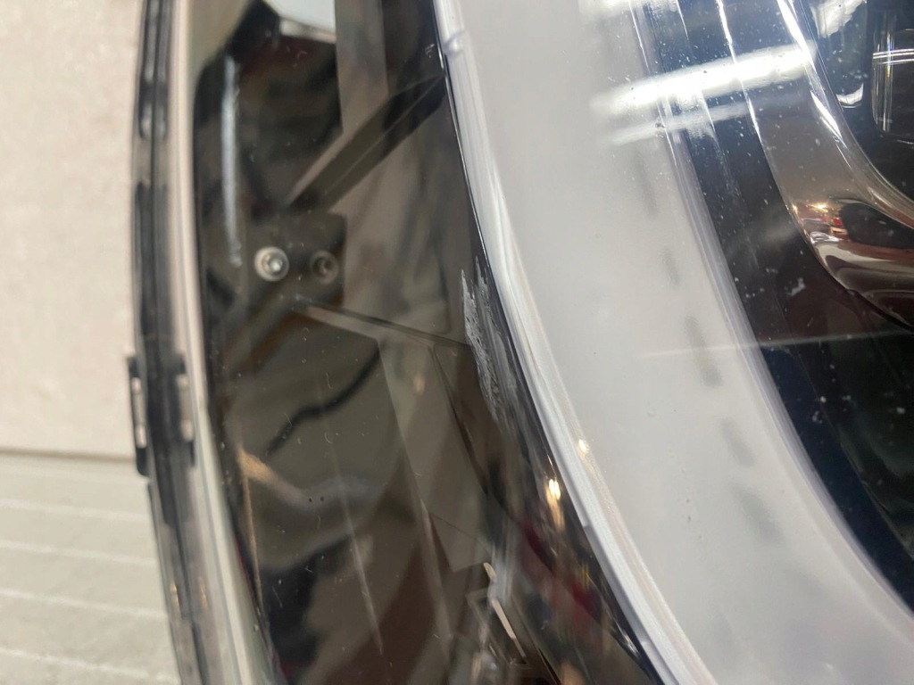 Лампа led drl правая tesla model x 103433100b Недорого