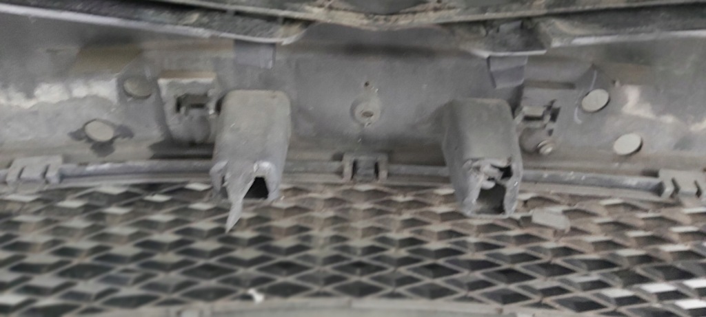 фото №6, Mazda 6 gg бампер передний с решётка радиатора