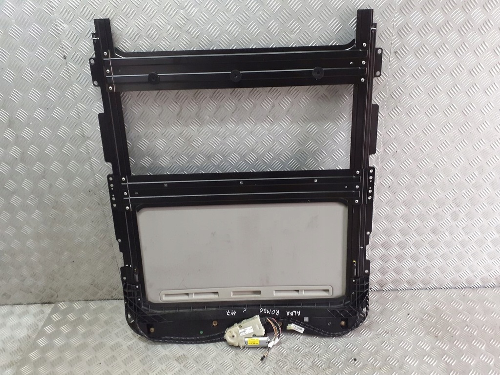 фото №6, Люк alfa romeo 147