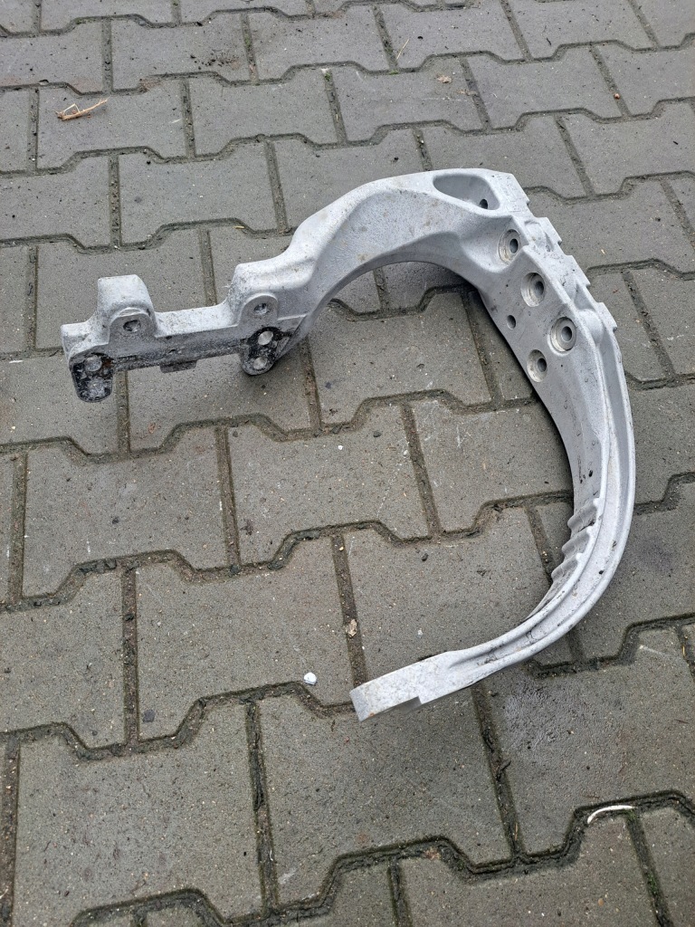 фото №2, Кронштейн кронштейн катализатора volvo fh 4 fm 4 fmx renault gama t