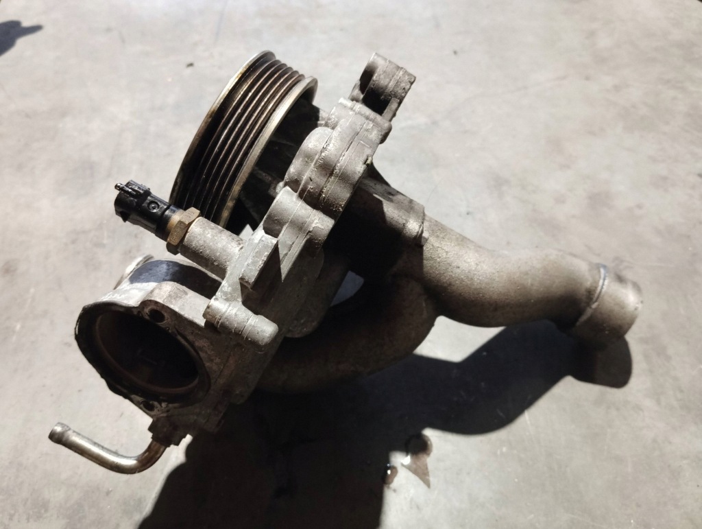 Купить Насос воды jeep cherokee wk2 maserati m157 vm 3.0 crd