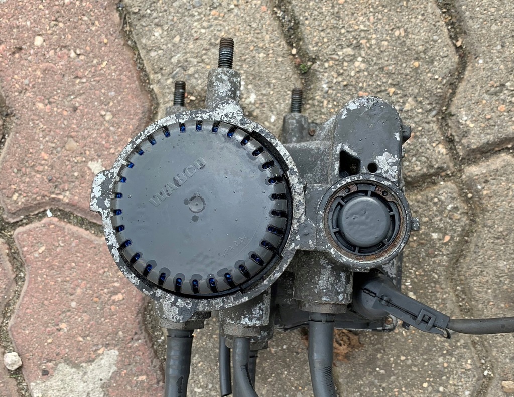 фото №1, Atego 2 axor actros клапан керуючий ebs причепа