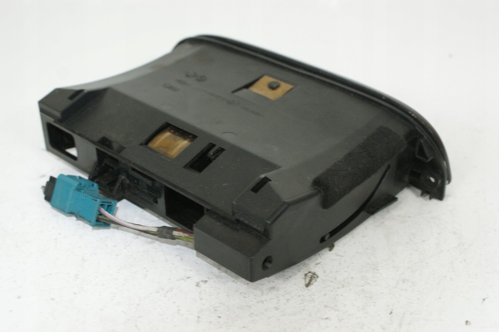 фото №15, Пепельница разъём mercedes mercedes-benz s-klasa w220 a2206800252