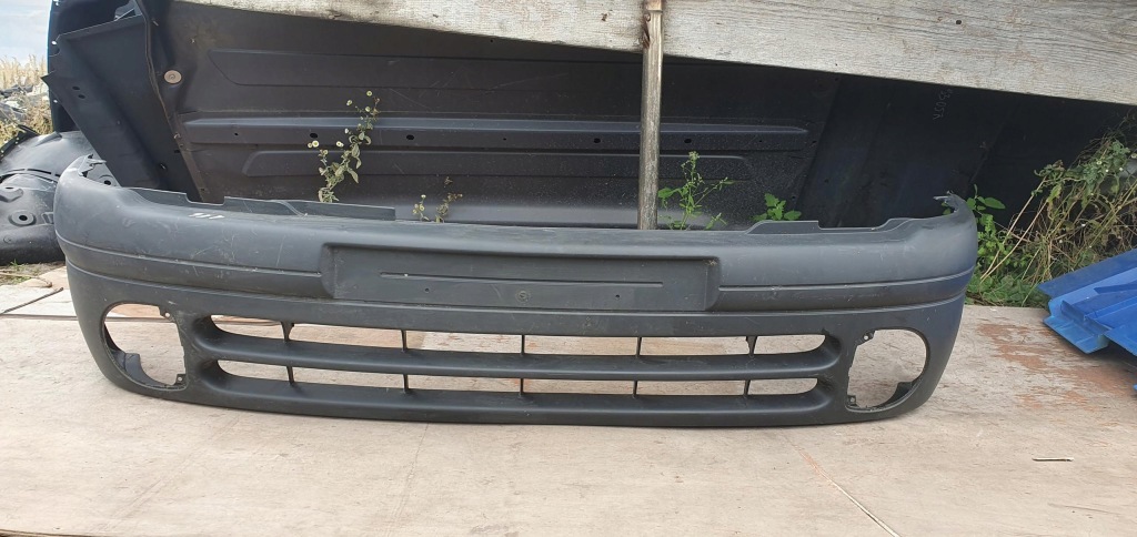 Купити Бампер перед передній renault clio ii 7701470895