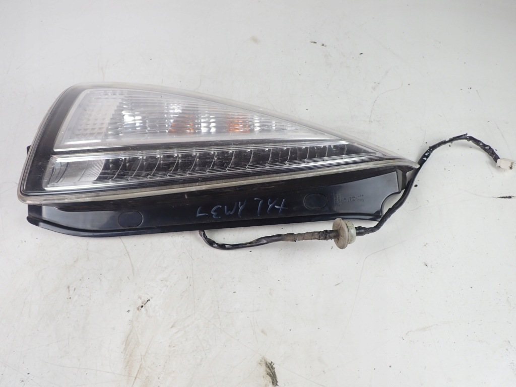 Фара led левый задний  левая задняя mazda 5 2008 европа Киев