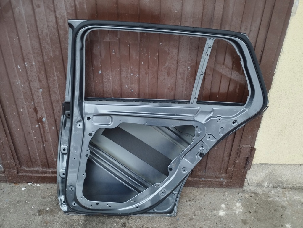 фото №10, Дверь правое задняя mercedes w213 kombi