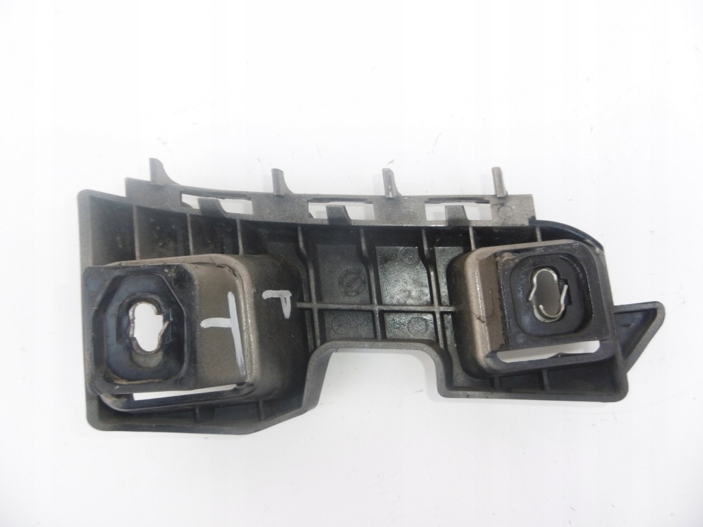 фото №6, Направляющая бампера правый задняя kombi mercedes w204 c