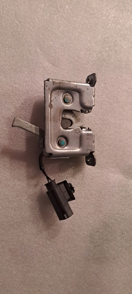 фото №1, Bmw i3 i01 замок капот двигуна перед 7299162