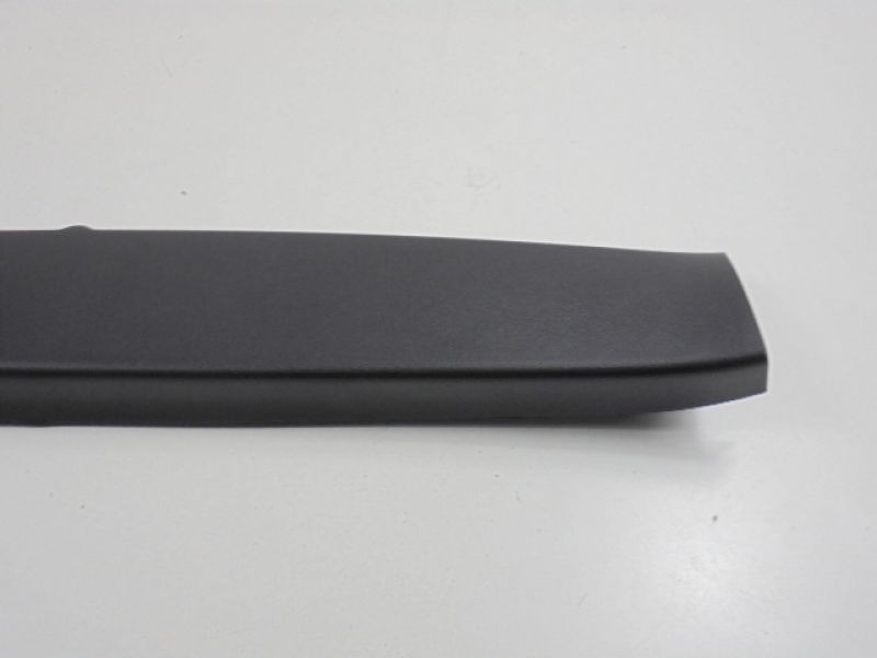 фото №12, Megane iv kombi спойлер задня накладка oryg