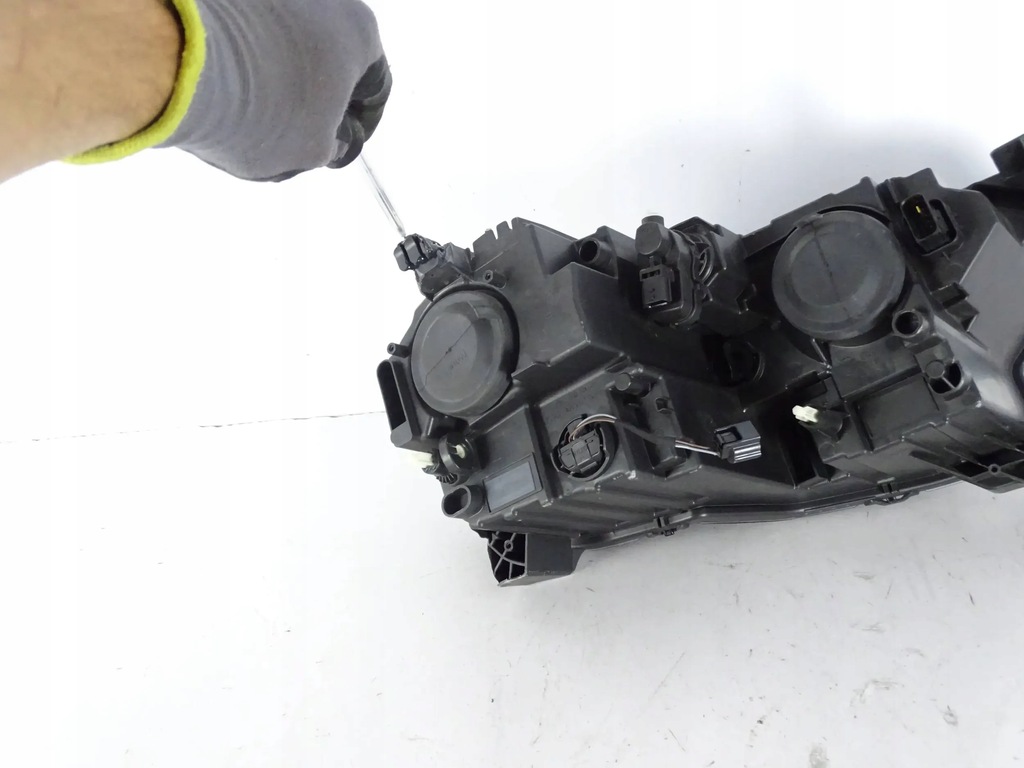 фото №6, Лампа citroen ds3 crossback оригинальный номер 9820840880