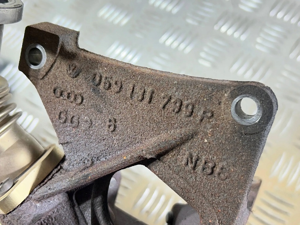 фото №6, Коллектор выпускной тройник audi q7 4l 3.0 tdi 059131799p