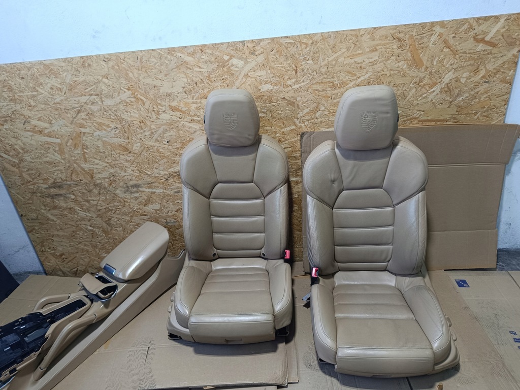 фото №1, Підлокітник cayenne ii 7p5