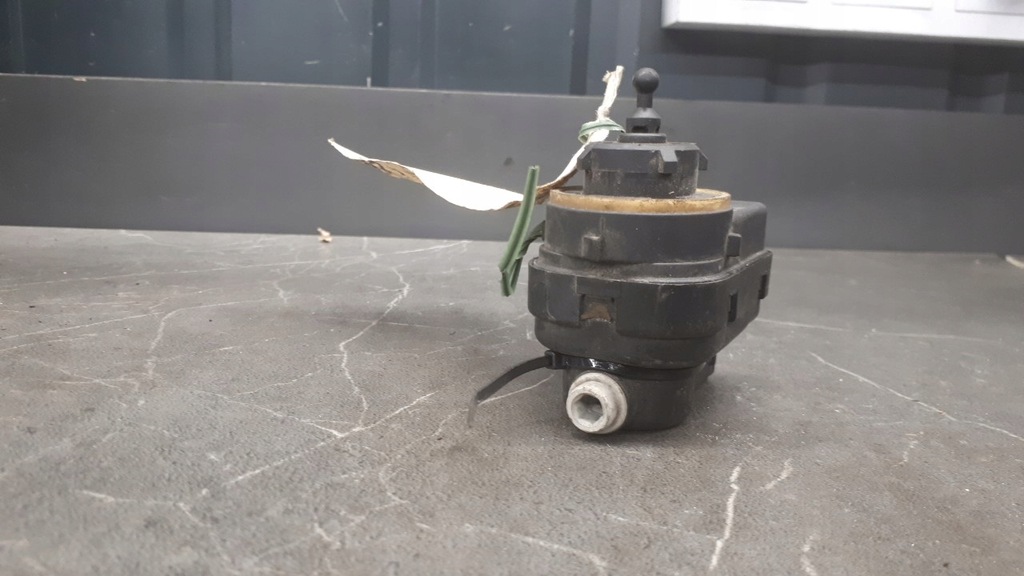 фото №4, Моторчик регулировки фара freelander i