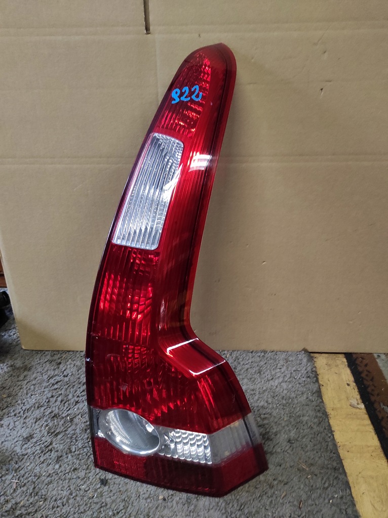 фото №1, Лампа задня права правий задня volvo v50