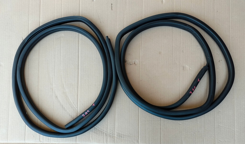 фото №1, Nissan qashqai ii j11 прокладка дверь задняя