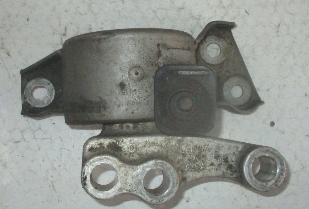 фото №1, Fiat doblo ii подушка двигуна кронштейн