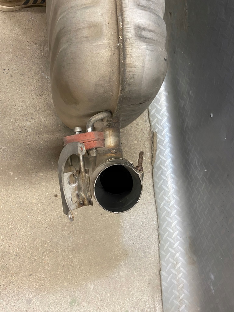 фото №14, Гасник вихлоп кришка клапан aston martin db9 5.9 6.0 v12