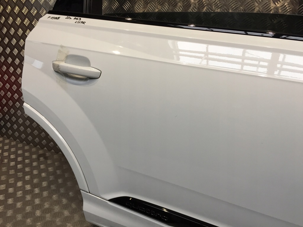 фото №14, Audi q7 4m дверь правое задняя задние ls9r