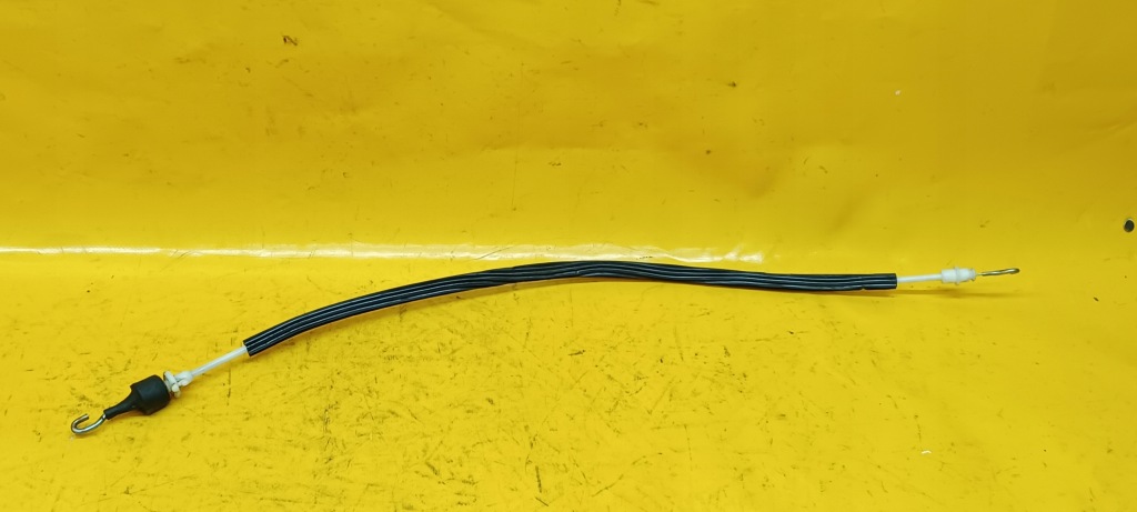 Трос замка правый задняя audi a4 b5 94-98r Киев