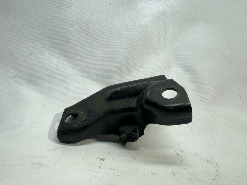 фото №1, Renault clio iv кронштейн кронштейн кронштейн 113321421r