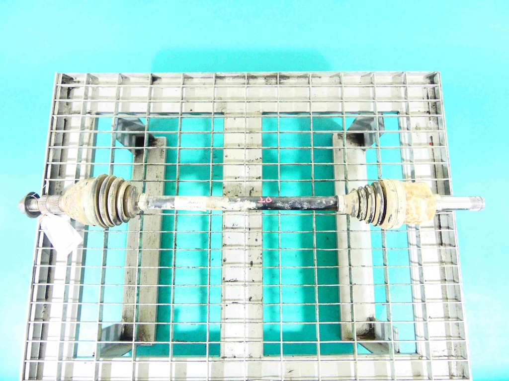 фото №1, Приводной вал правая задняя saab 9-4x 94x cadillac srx xwd