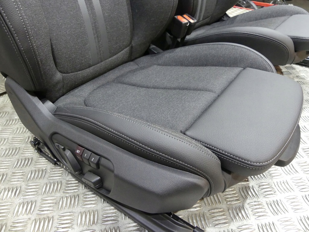 фото №8, Bmw 1 f40 rhd sport оббивка сидіння заднє сидіння тунель обшивки sensatec антрацит