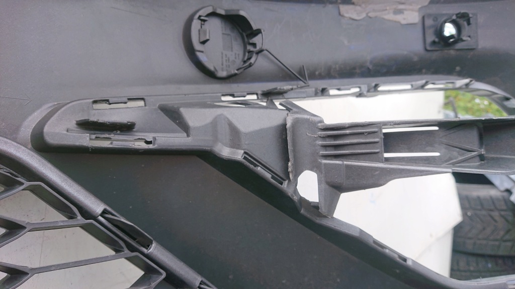 Seat leon 3 рестайлинг  fr 5f 16-20 бампер передний перед в Украине