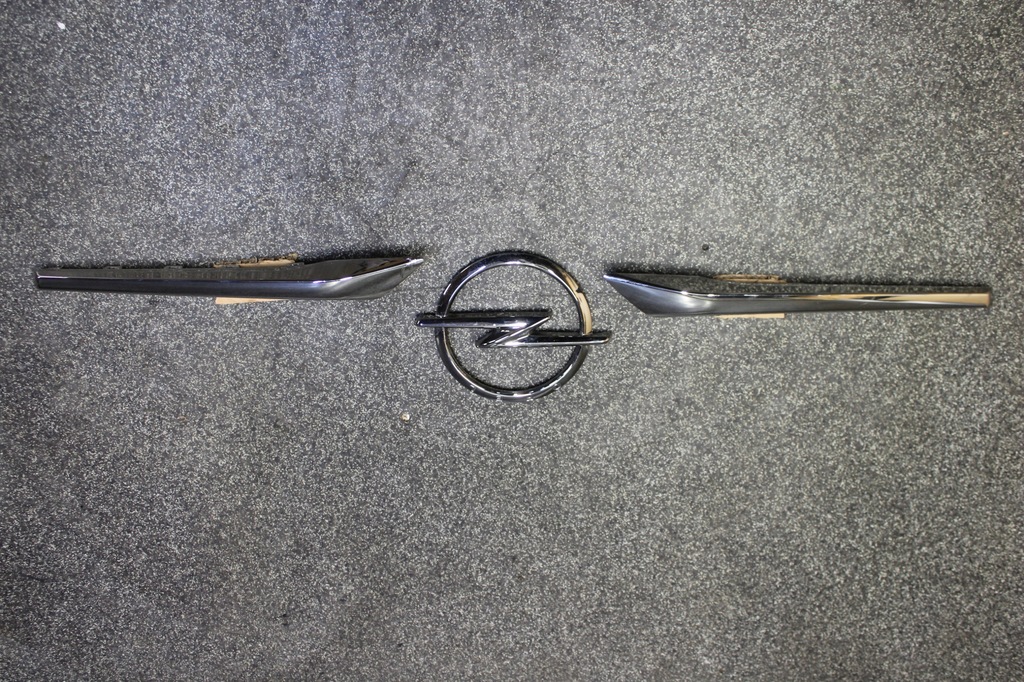 фото №1, Opel movano b lift 14-19 хром решётка радиатора решётка радиатора