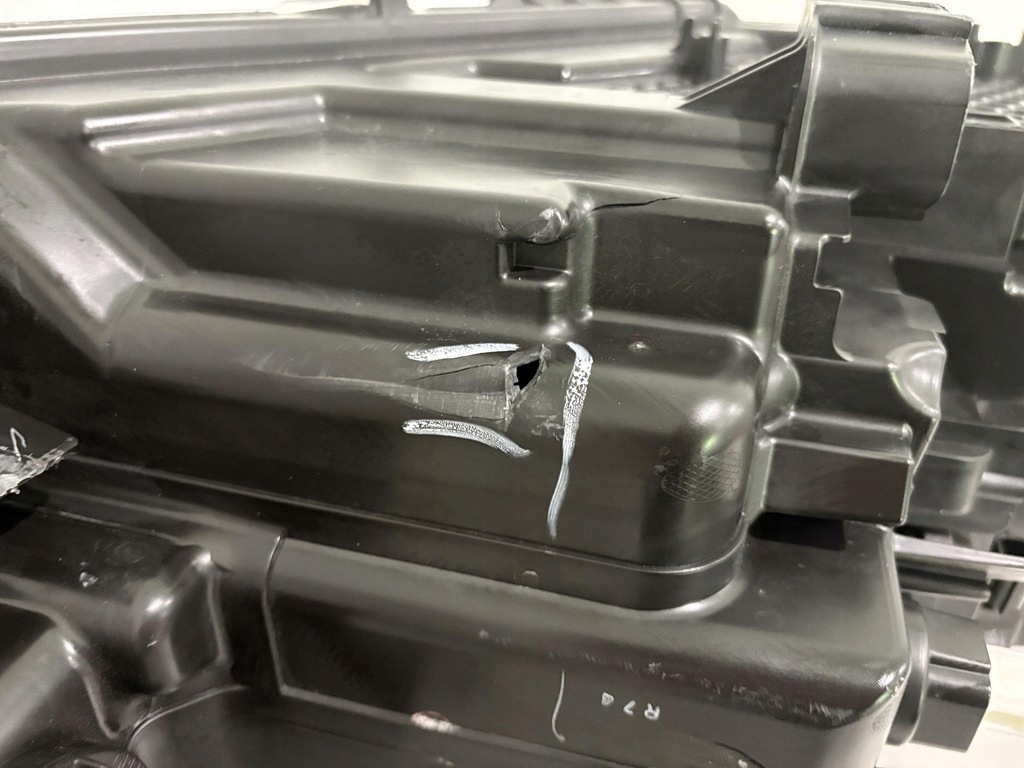 фото №11, Toyota yaris cross лампа левый перед full led koito 0d-312