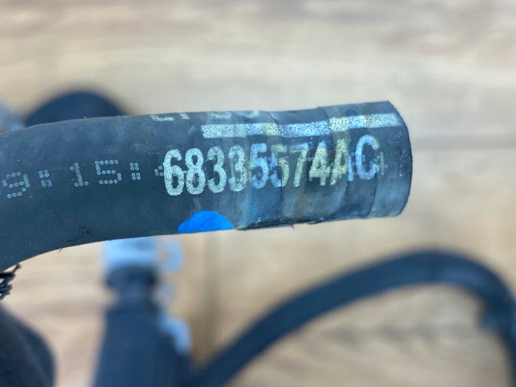 Патрубок радіаторний 3.6 dodge ram 1500 2019+ usa в Україні