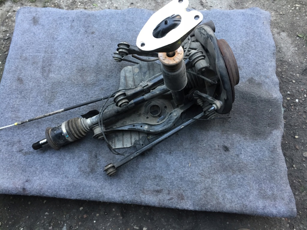 фото №1, Ступица поворотный кулак задняя правая bmw 4 f32 f36